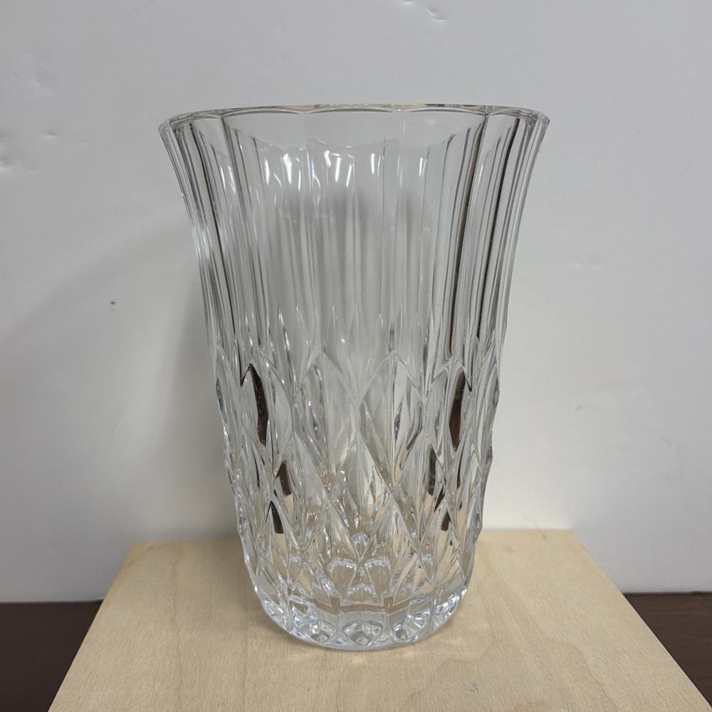 VINTAGE CUT GLASS VASE~VAL ST. LAMBERT~DIAMOND PATTERN~8"~CRYSTAL